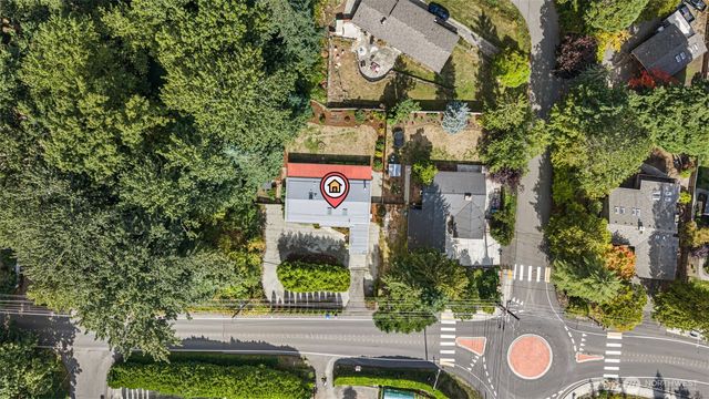 16318 SE Newport Way, Bellevue, WA 98006