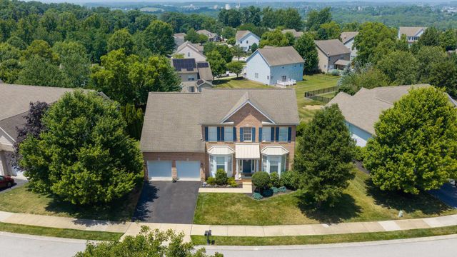 1246 LAUREL OAK LN, York, PA 17403