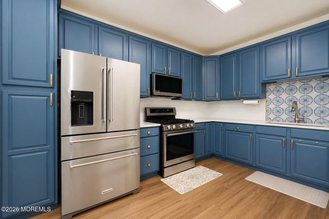 604 St Andrews Place, Manalapan, NJ 07726