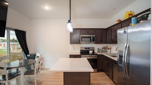 2 Giovanni Court, Troy, NY 12180