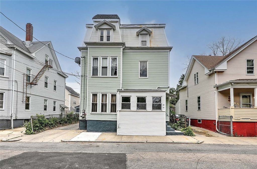 17 Plum Street, Providence, RI 02905