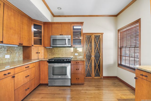 235 E Huisache Ave Unit 1101, San Antonio, TX 78212