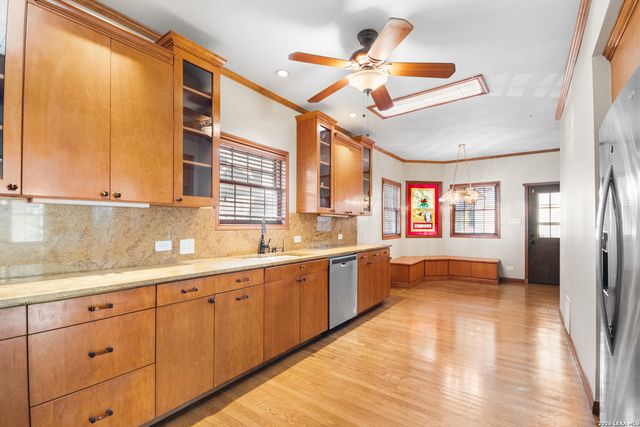 235 E Huisache Ave Unit 1101, San Antonio, TX 78212