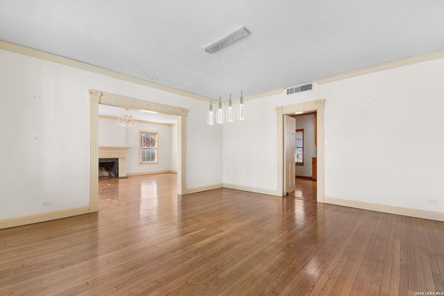 235 E Huisache Ave Unit 1101, San Antonio, TX 78212