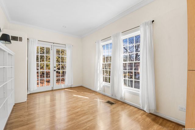 235 E Huisache Ave Unit 1101, San Antonio, TX 78212