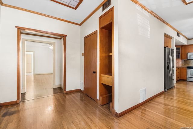 235 E Huisache Ave Unit 1101, San Antonio, TX 78212