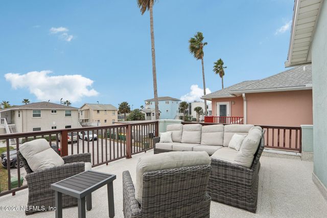 1524 1ST Street S, Jacksonville Beach, FL 32250