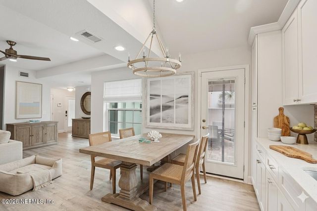 1524 1ST Street S, Jacksonville Beach, FL 32250