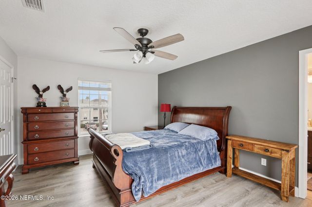 1524 1ST Street S, Jacksonville Beach, FL 32250