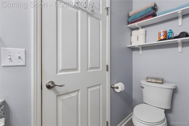 15720 Hunter Grove, Livonia, MI 48154