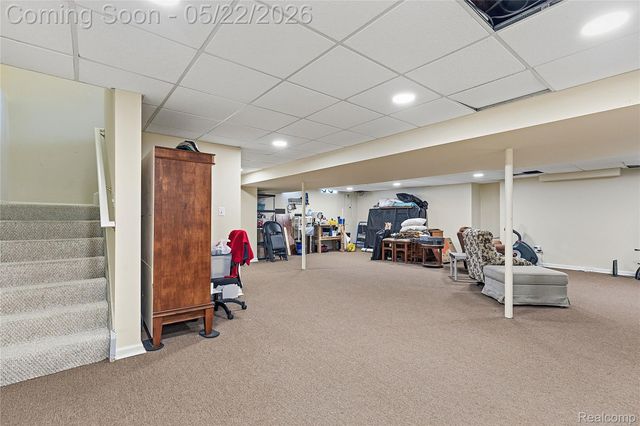 15720 Hunter Grove, Livonia, MI 48154