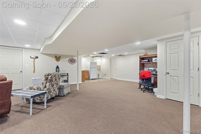 15720 Hunter Grove, Livonia, MI 48154