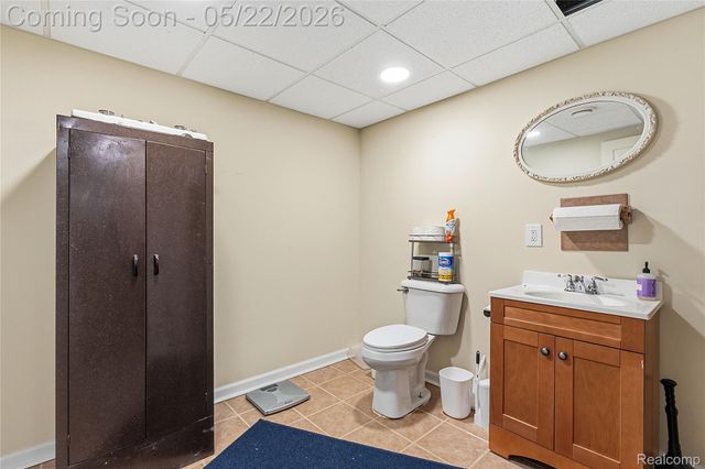 15720 Hunter Grove, Livonia, MI 48154