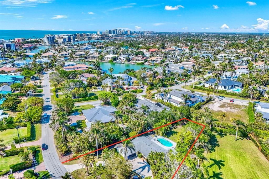 289 Spring Line DR, NAPLES, FL 34102 — photo 4