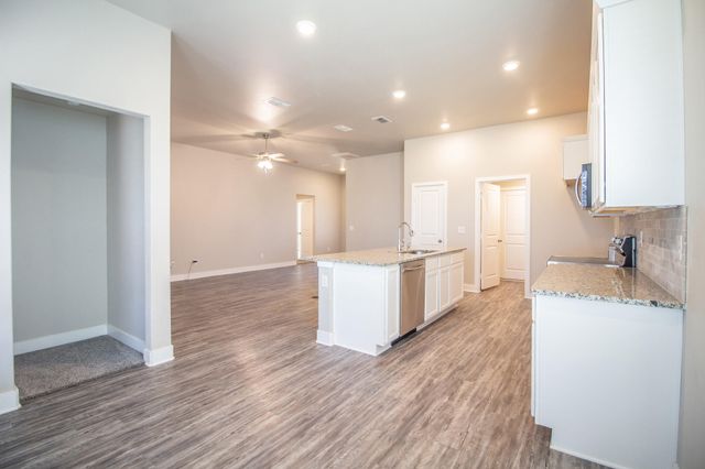 2020 138th Street, Lubbock, TX 79423