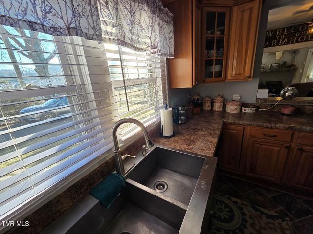 174 Double Springs Road, Fall Branch, TN 37656