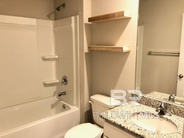 8114 Irwin Loop, Daphne, AL 36526