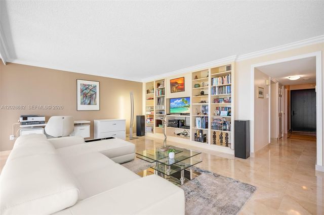 2901 S Bayshore Drive 6A, Coconut Grove, FL 33133