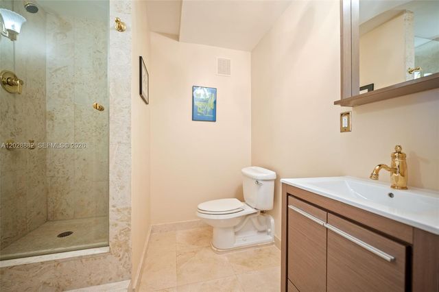 2901 S Bayshore Drive 6A, Coconut Grove, FL 33133