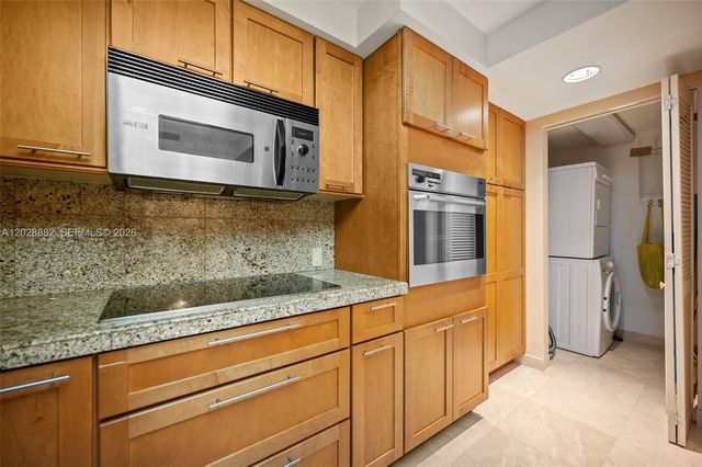 2901 S Bayshore Drive 6A, Coconut Grove, FL 33133