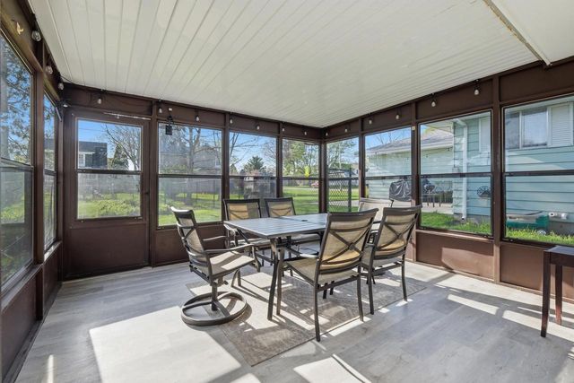 803 4th Avenue, Brodhead, WI 53520