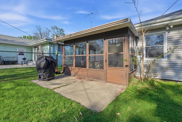 803 4th Avenue, Brodhead, WI 53520