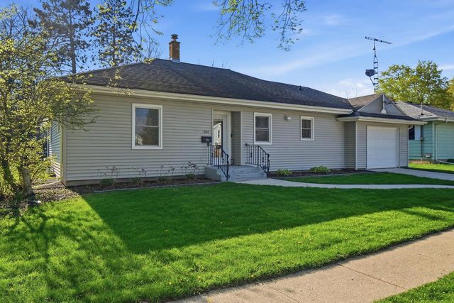 803 4th Avenue, Brodhead, WI 53520