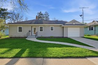 803 4th Avenue, Brodhead, WI 53520