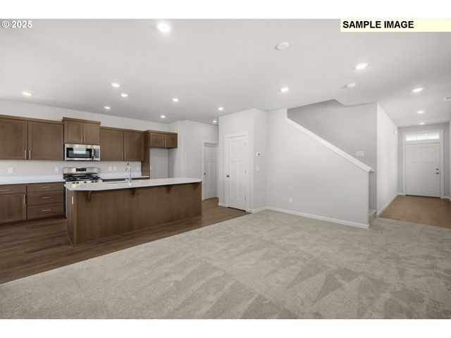 51092 Sw Klompen St, Scappoose, OR 97056