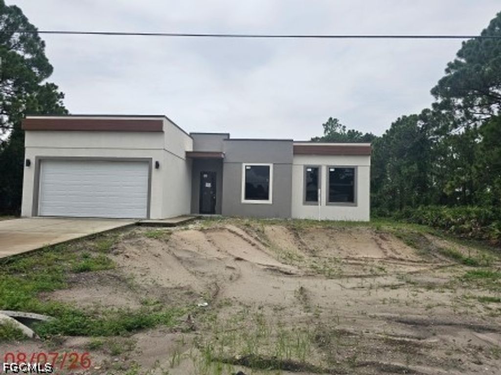 2603 8th ST SW, Lehigh Acres, FL 33976
