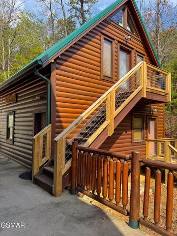 3539 Carsons Ridge Way, Sevierville, TN 37862