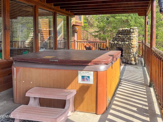 3539 Carsons Ridge Way, Sevierville, TN 37862