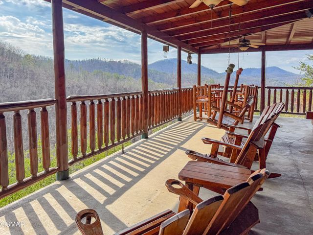 3539 Carsons Ridge Way, Sevierville, TN 37862