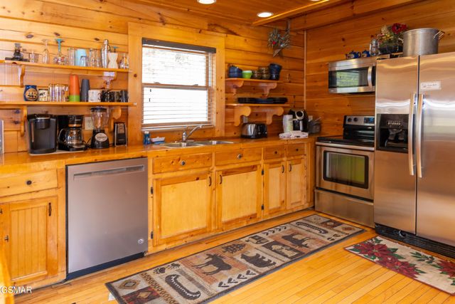 3539 Carsons Ridge Way, Sevierville, TN 37862