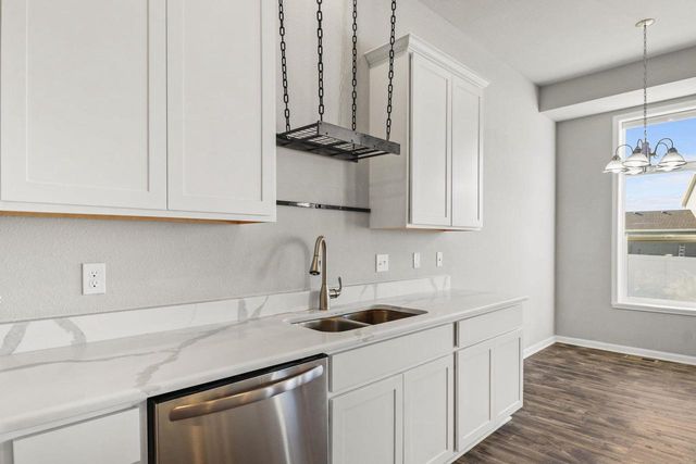 932 Margarets Way, Belleville, WI 53508