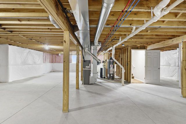 932 Margarets Way, Belleville, WI 53508