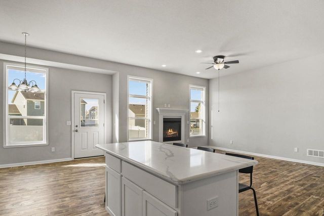 932 Margarets Way, Belleville, WI 53508