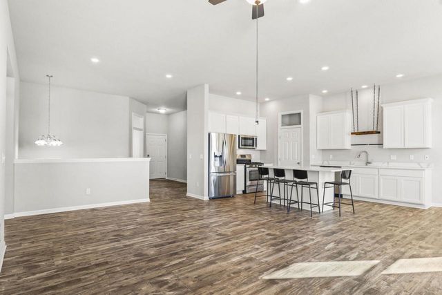 932 Margarets Way, Belleville, WI 53508