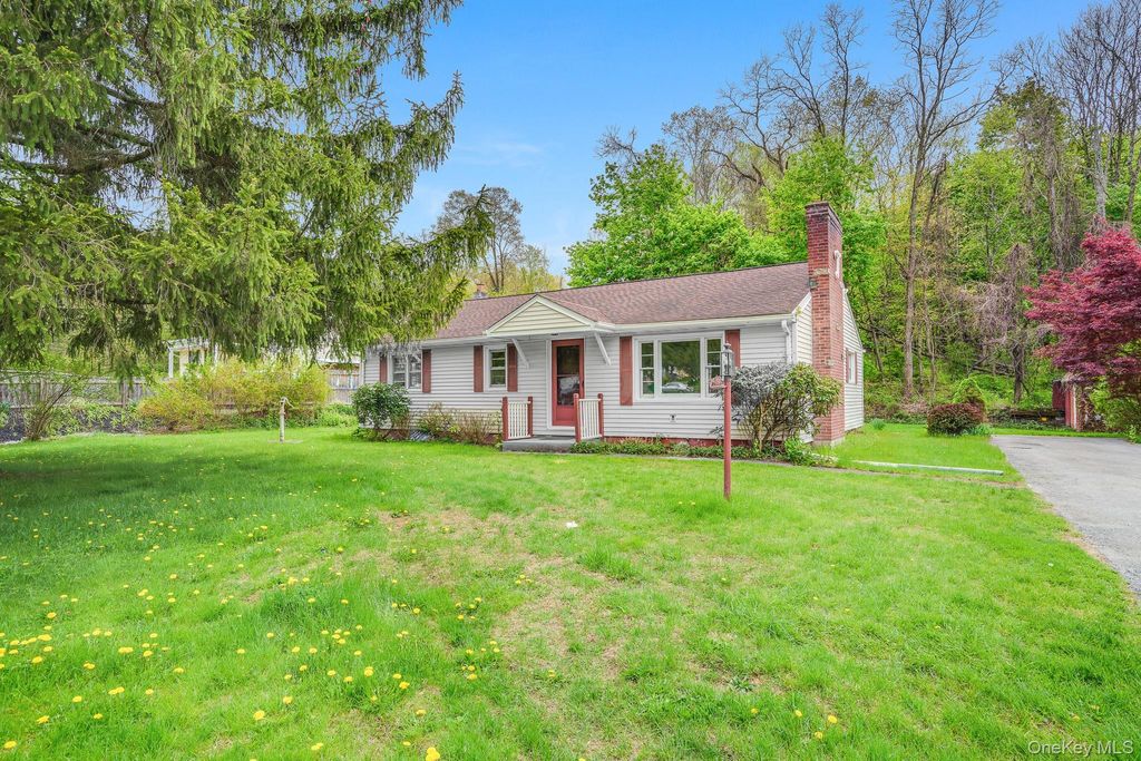 4 Cherry Lane, Poughkeepsie, NY 12601