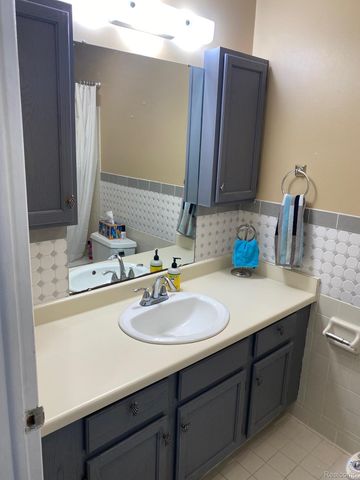 420 Baldwin Avenue, Rochester, MI 48307