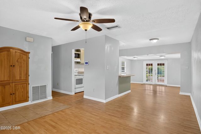 1019 Pioneer Drive, Deltona, FL 32725