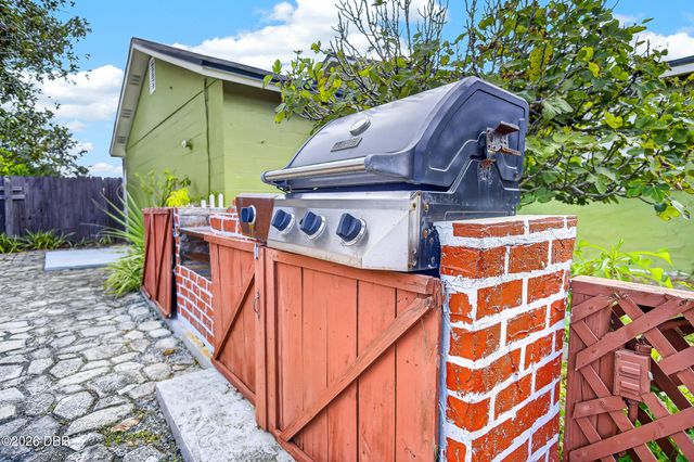 1019 Pioneer Drive, Deltona, FL 32725
