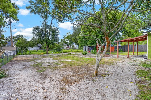 1019 Pioneer Drive, Deltona, FL 32725
