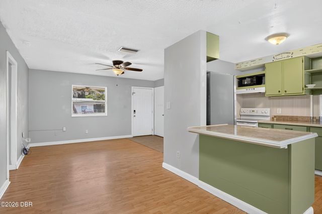 1019 Pioneer Drive, Deltona, FL 32725