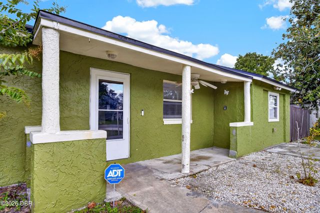 1019 Pioneer Drive, Deltona, FL 32725