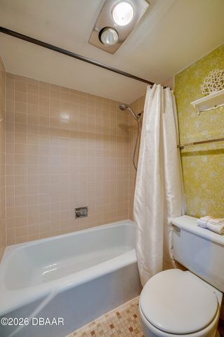 3047 S Atlantic Ave Apt 201, Daytona Beach, FL 32118