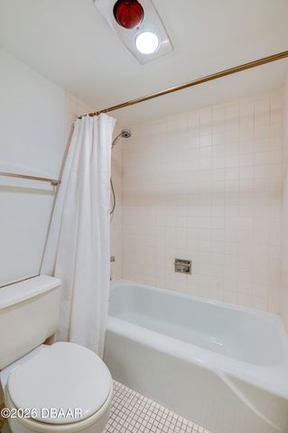 3047 S Atlantic Ave Apt 201, Daytona Beach, FL 32118