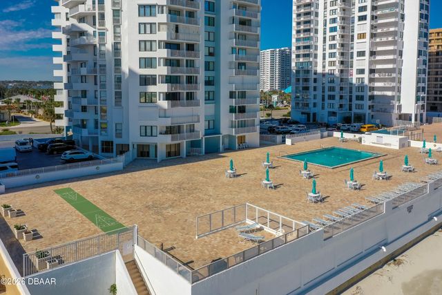 3047 S Atlantic Ave Apt 201, Daytona Beach, FL 32118