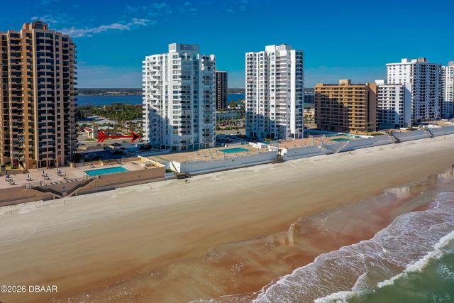 3047 S Atlantic Ave Apt 201, Daytona Beach, FL 32118