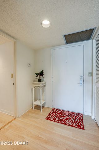 3047 S Atlantic Ave Apt 201, Daytona Beach, FL 32118